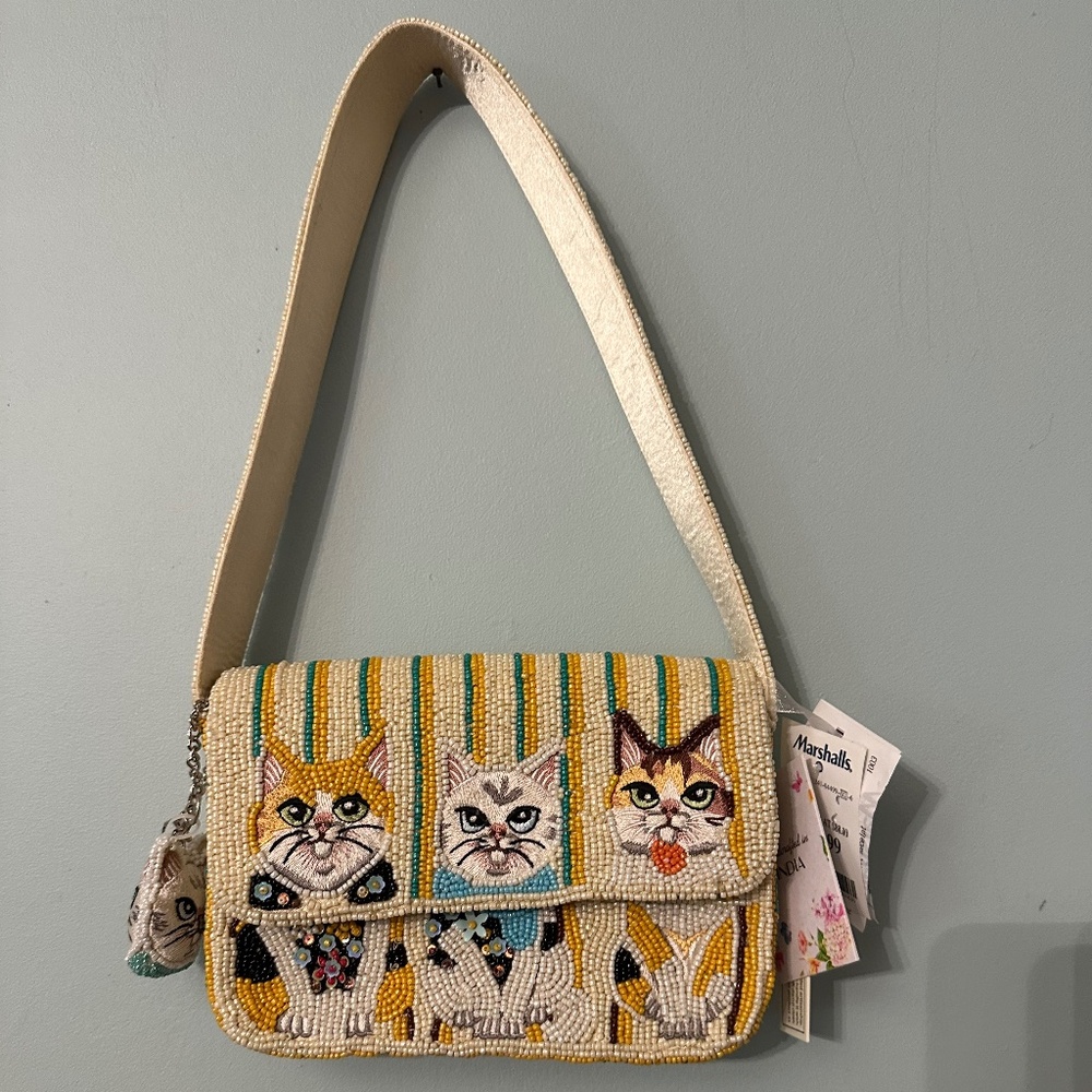 Cat beaded bag